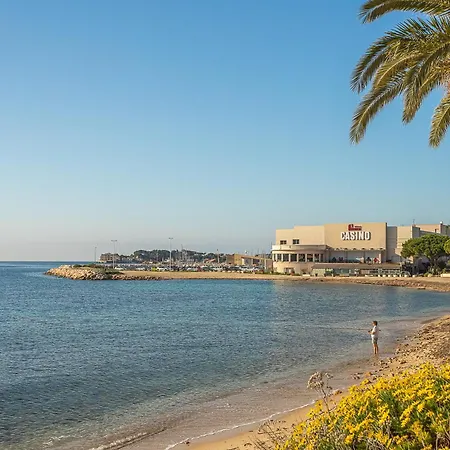 Hotel De La Baie Bandol