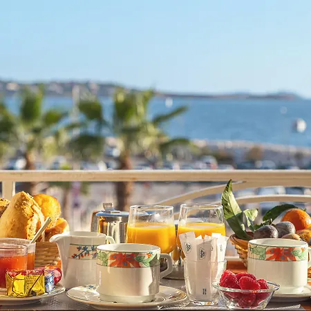 Hotel De La Baie Bandol