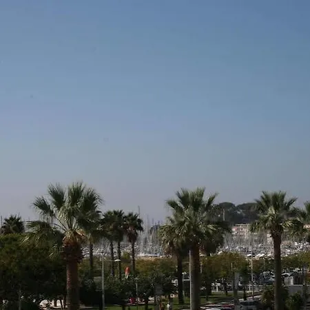 Ξενοδοχείο De La Baie Bandol