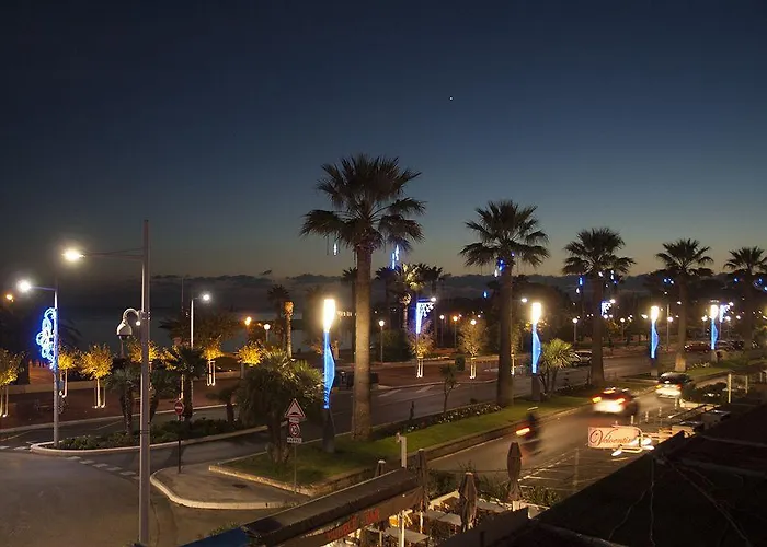 De La Baie Ξενοδοχείο 3*