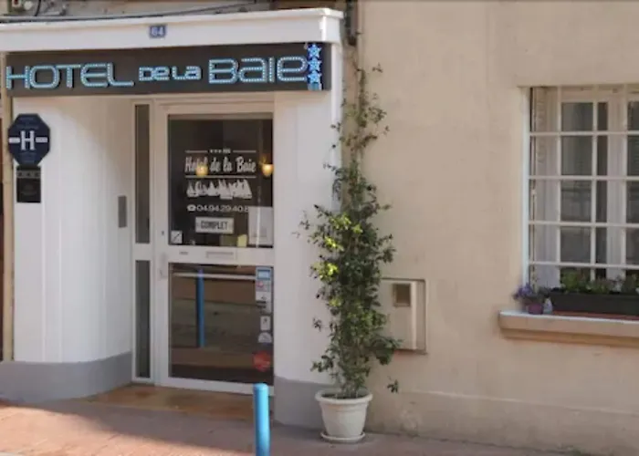 De La Baie Ξενοδοχείο 3*